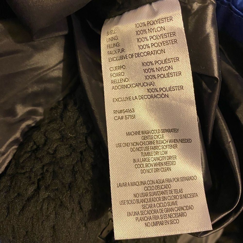Calvin Klein Puffer Jacket - Picture 4 of 4